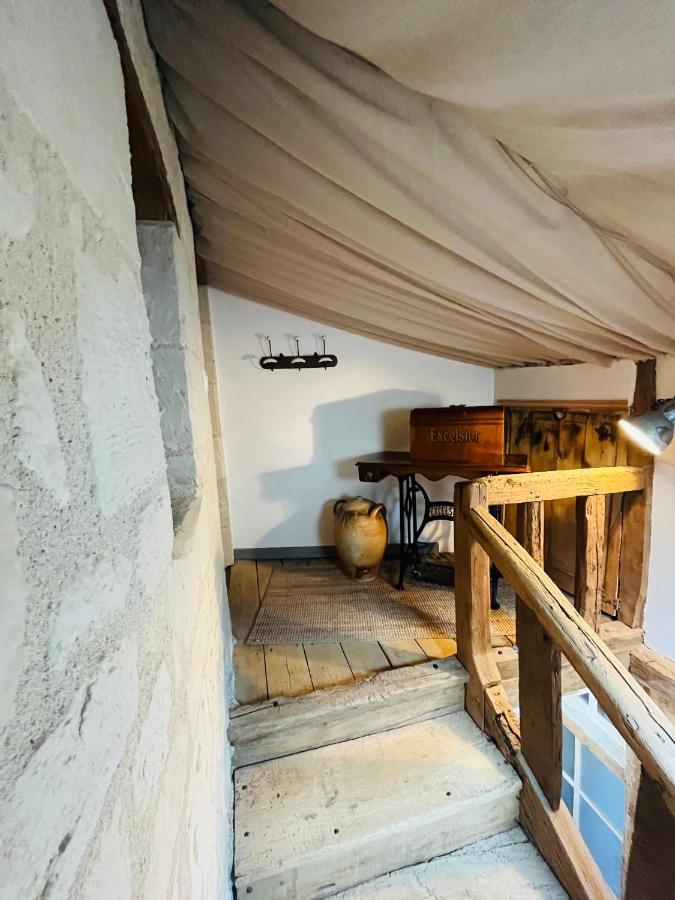 Chez Mimie Les Hotes Fontevraud-l'Abbaye Esterno foto
